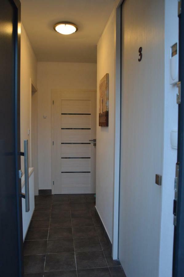Apartmany Charlie Besenova Bagian luar foto