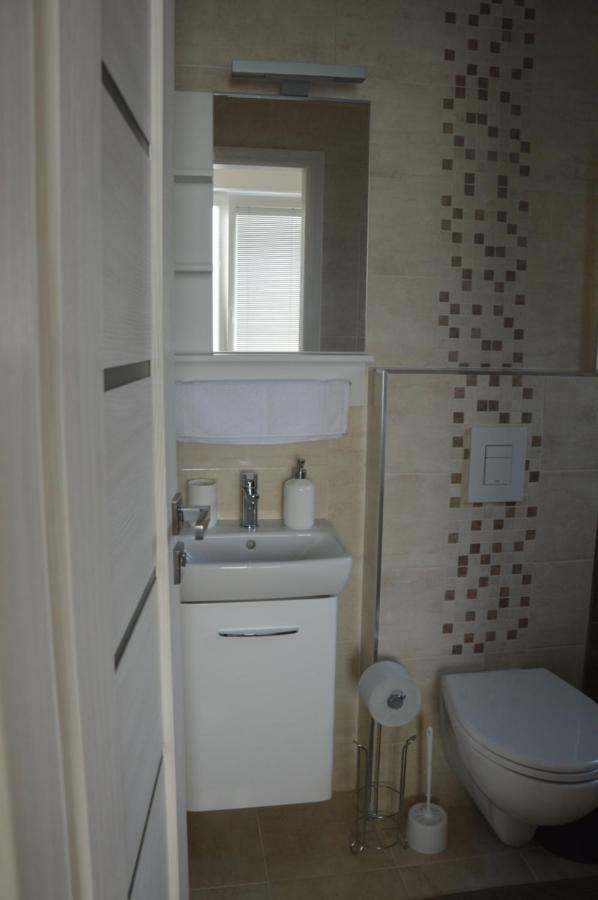 Apartmany Charlie Besenova Bagian luar foto