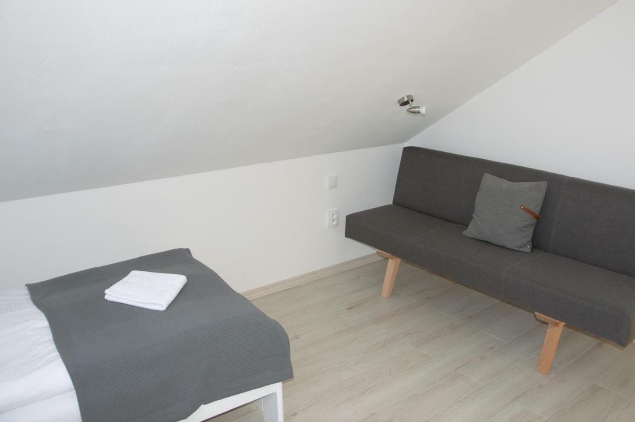 Apartmany Charlie Besenova Bagian luar foto