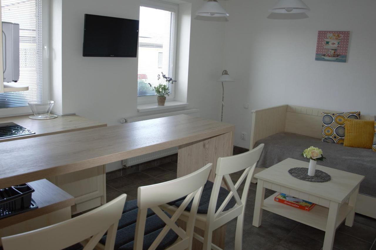 Apartmany Charlie Besenova Bagian luar foto
