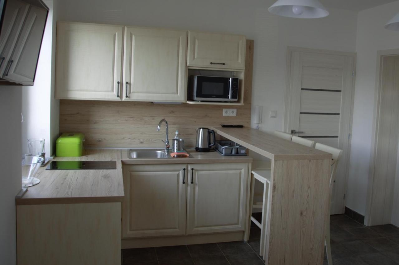 Apartmany Charlie Besenova Bagian luar foto